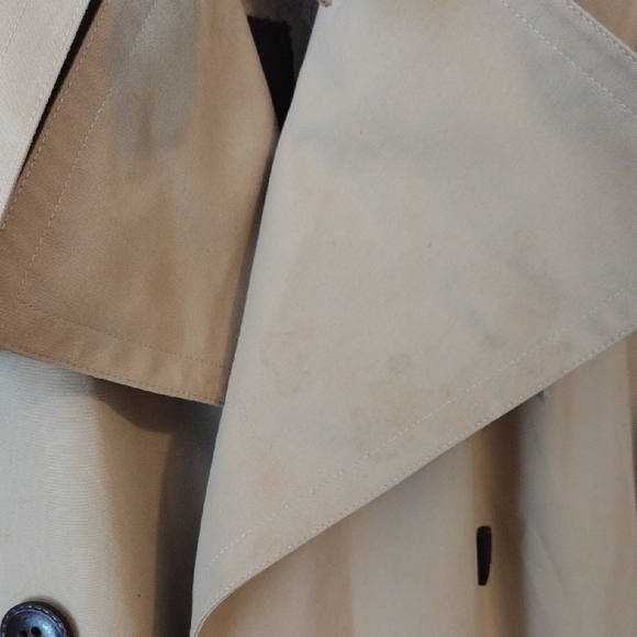 Vintage Etienne Aigner Trench Coat - Picture 8 of 17